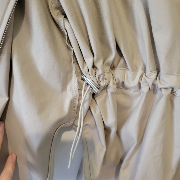 Zara light weight jacket - Picture 6 of 8